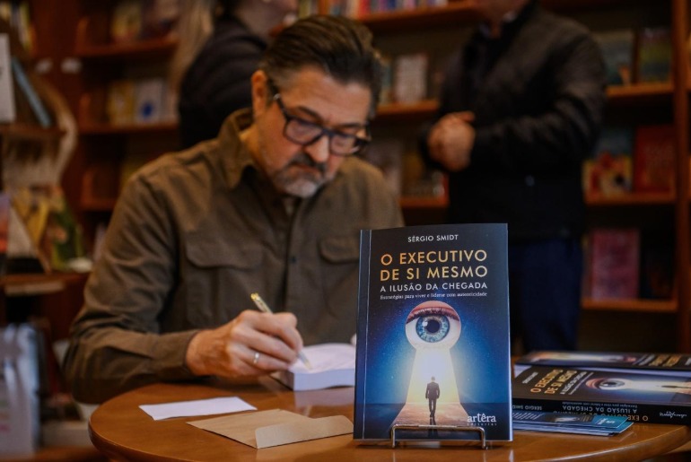 Livro questiona a “ilusão da chegada”